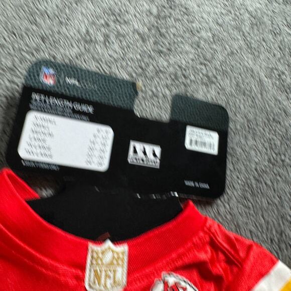 Kansas City Chiefs Dog Puppy Jersey Shirt NWT NFL Swift Size Large #00 - Picture 3 of 5